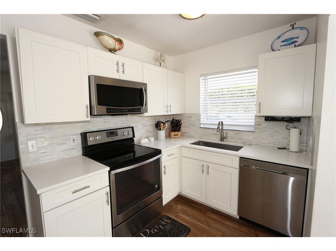 714 11th Street N Naples FL 34102 225080215 image14