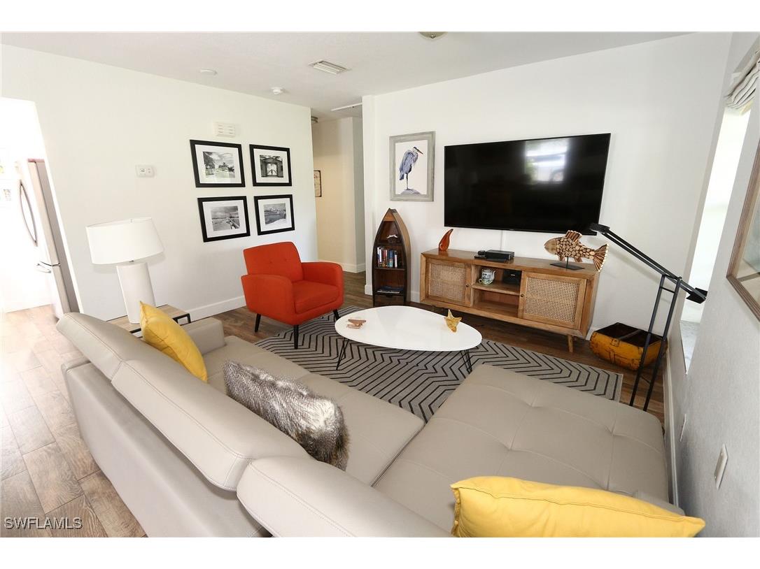 714 11th Street N Naples FL 34102 225080215 image16