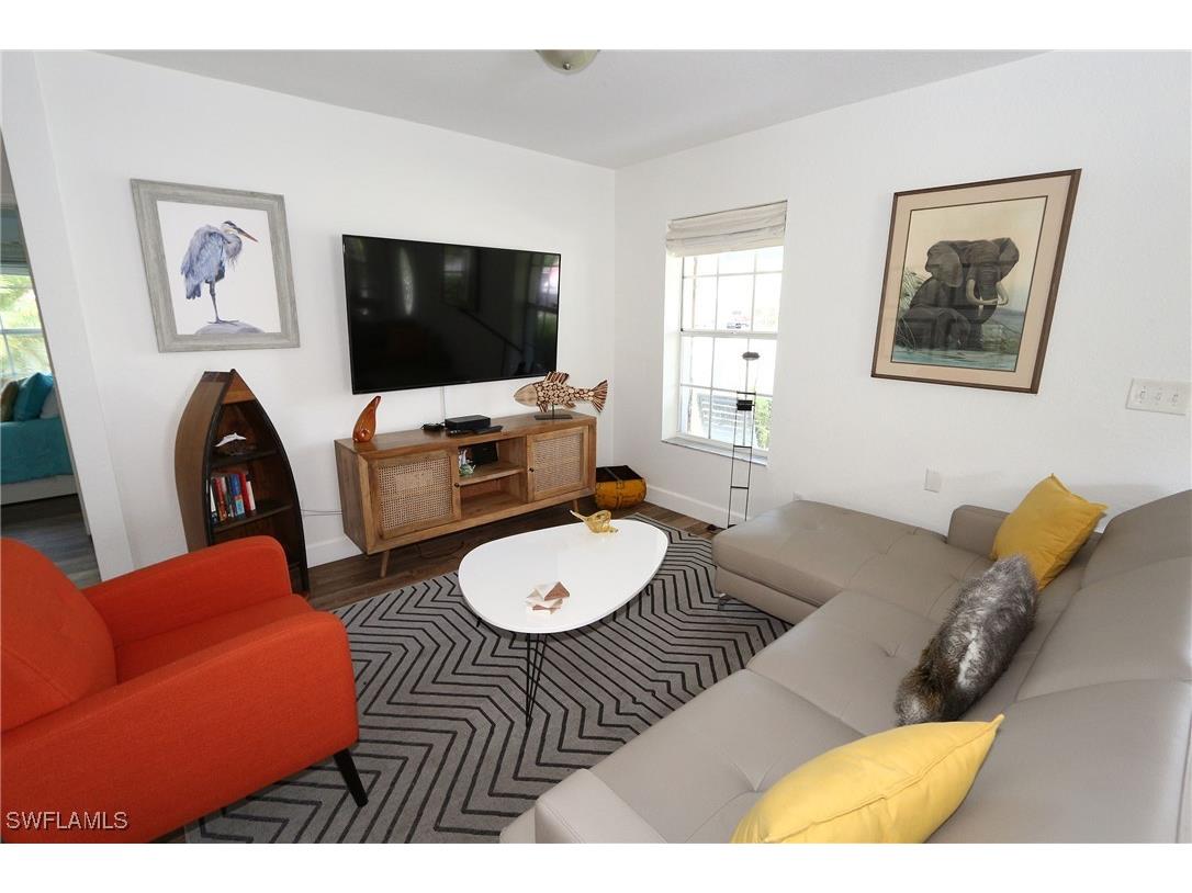 714 11th Street N Naples FL 34102 225080215 image17