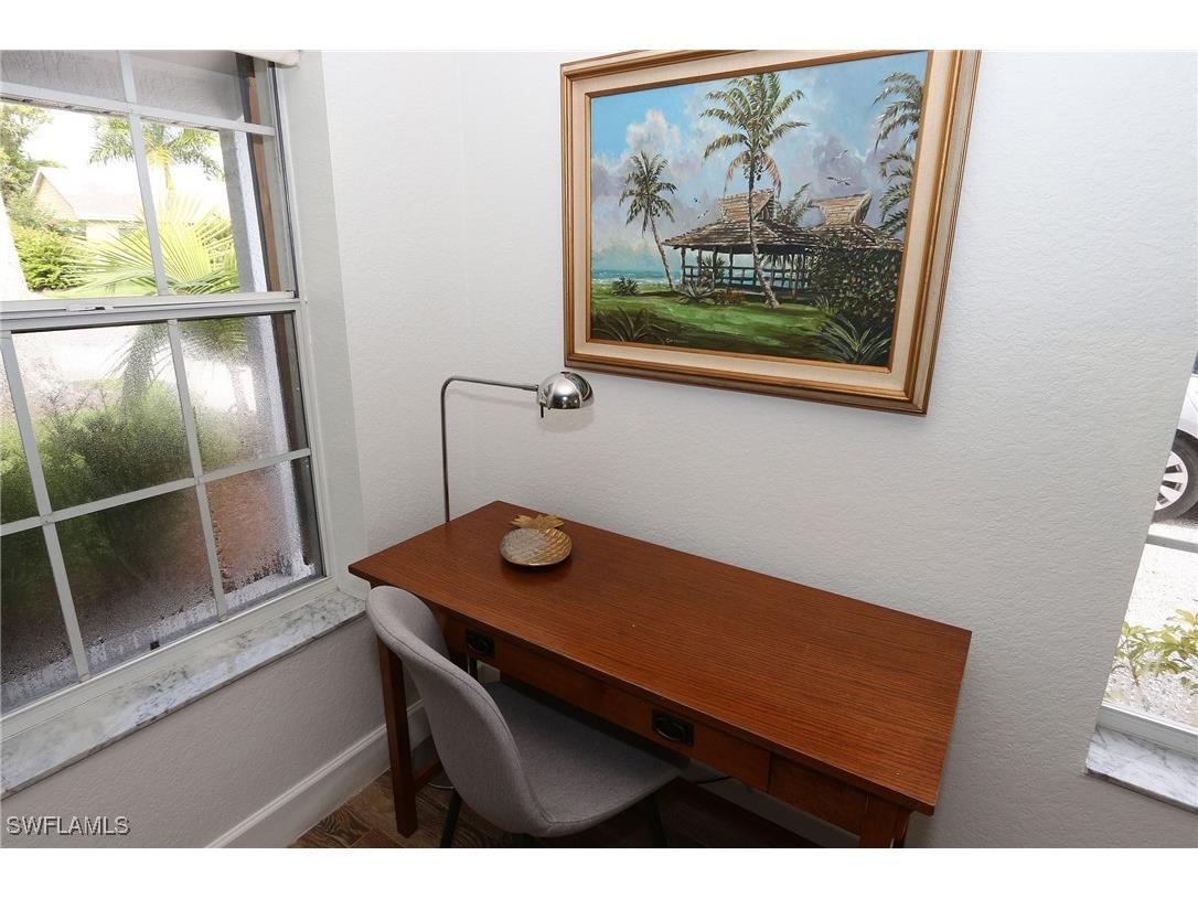 714 11th Street N Naples FL 34102 225080215 image2