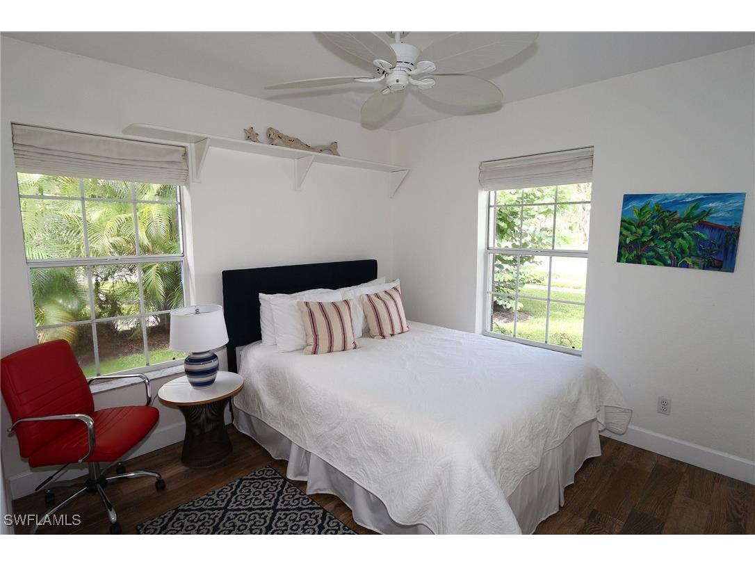 714 11th Street N Naples FL 34102 225080215 image9