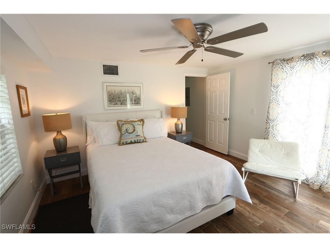 714 11th Street N Naples FL 34102 226000784 image12