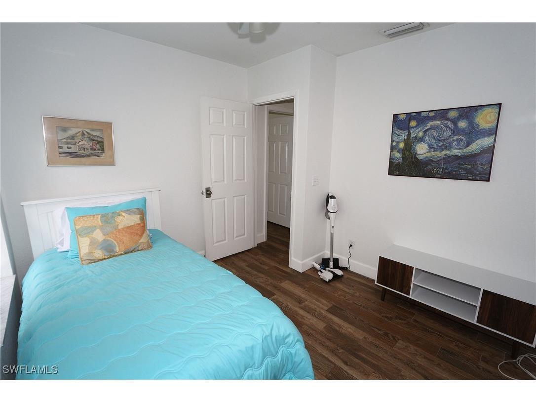714 11th Street N Naples FL 34102 226000784 image20