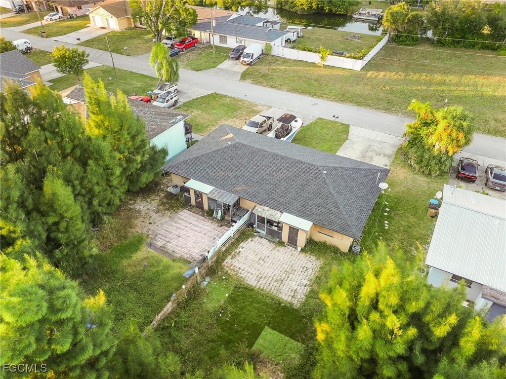 714-712 SE 4th Terrace Cape Coral FL 33990 2025022704 image6