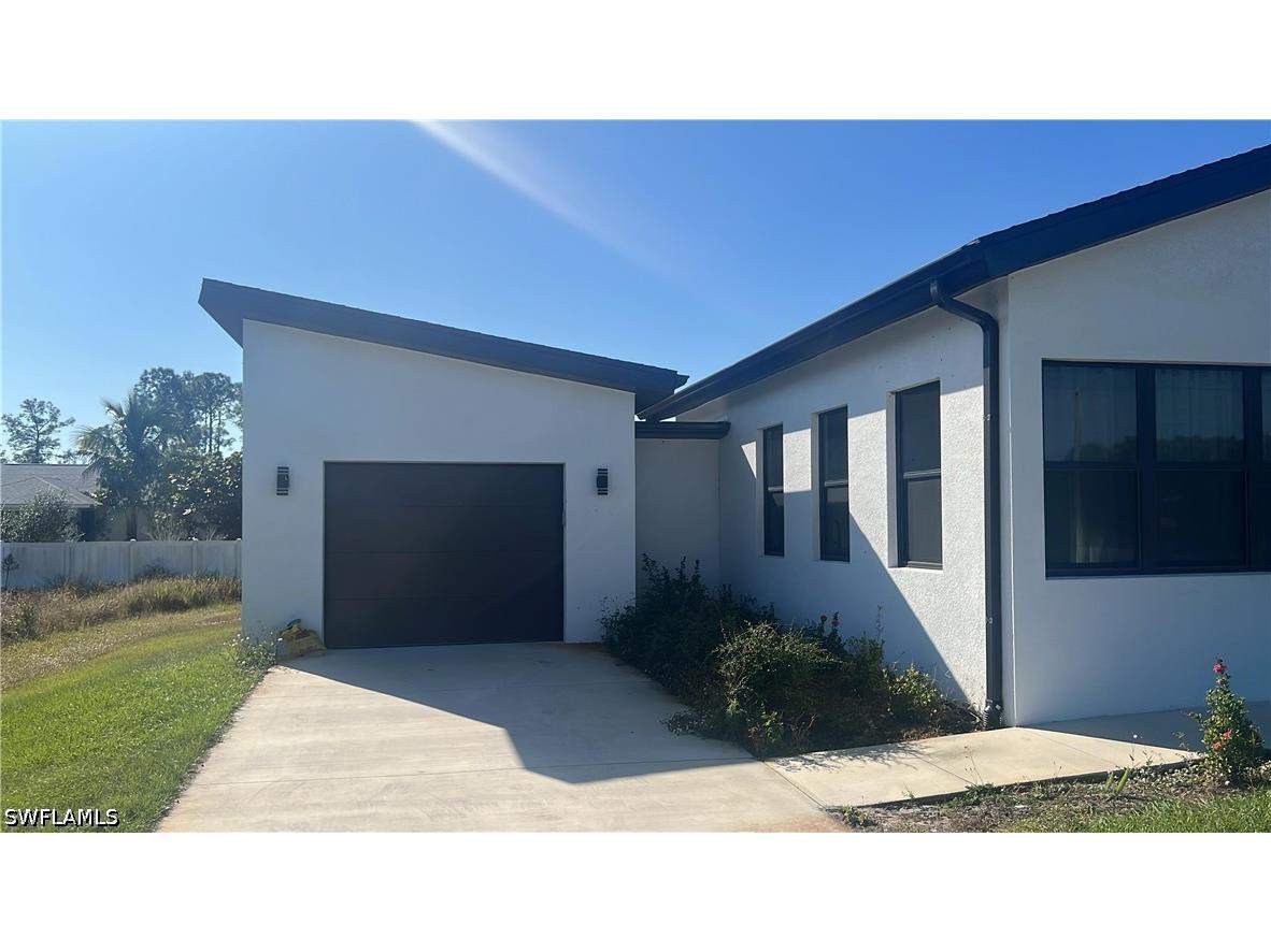 714 Chambers Street E Lehigh Acres FL 33974 226012763 image2
