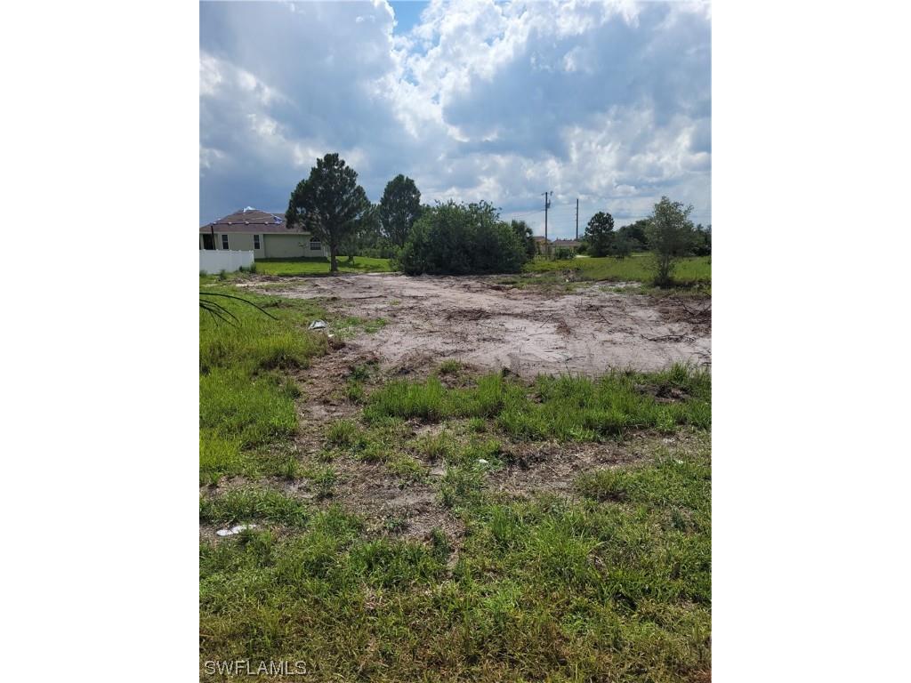 714 Euston Avenue S Lehigh Acres FL 33974 223045853 image1