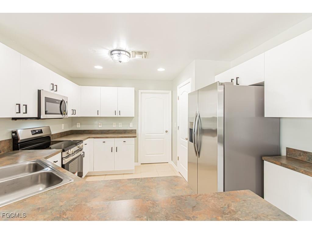 714 Knox Avenue S Lehigh Acres FL 33974 2025021043 image6