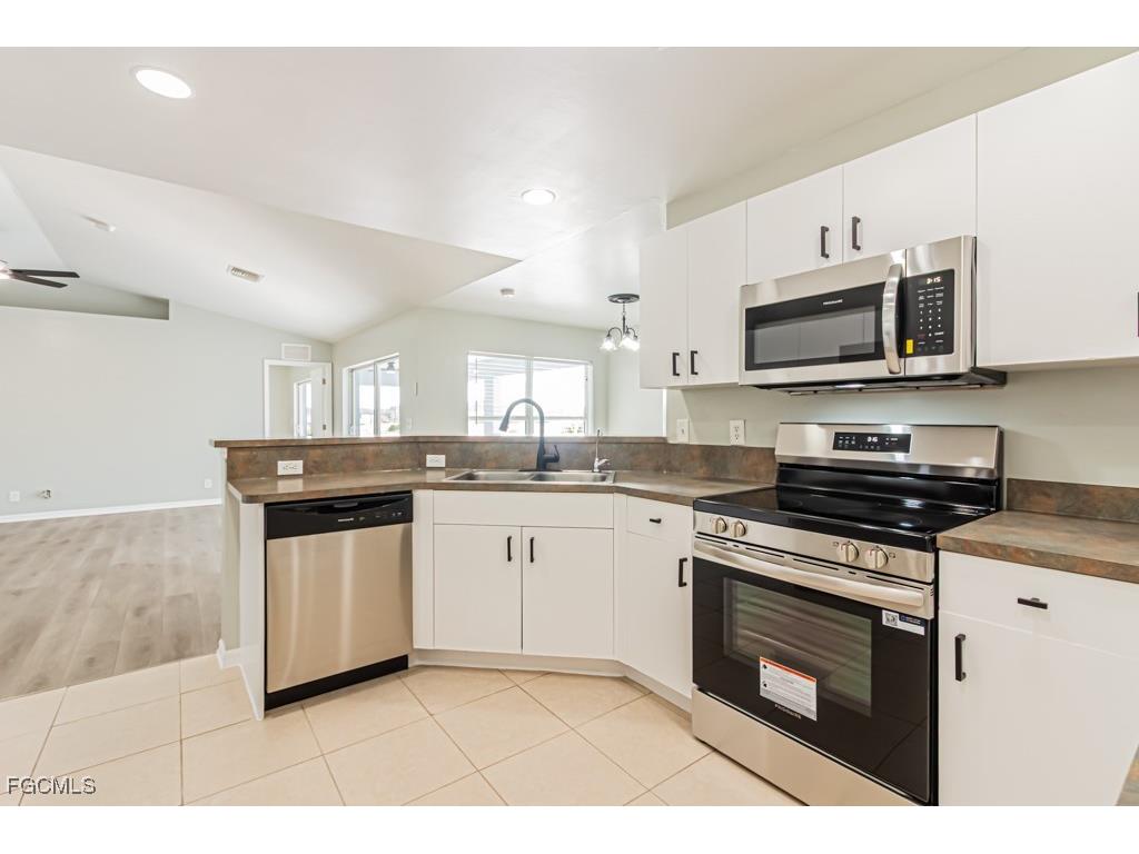 714 Knox Avenue S Lehigh Acres FL 33974 2025021043 image8