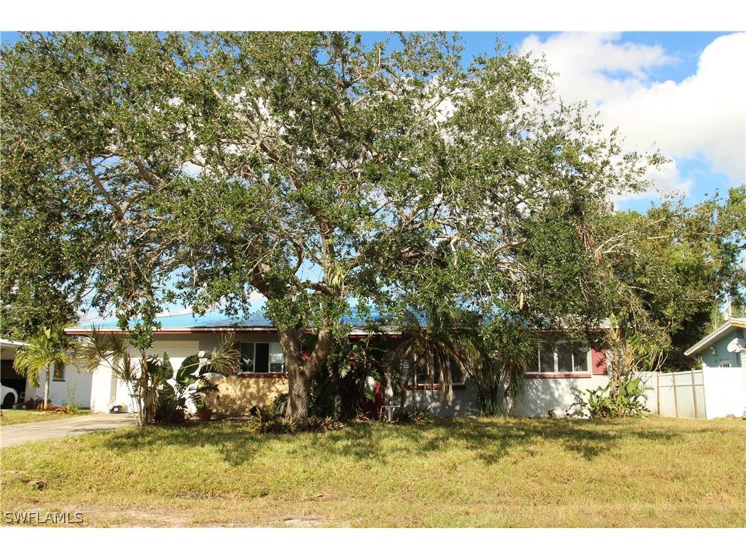 714 May Avenue North Fort Myers FL 33903 223000625 image1