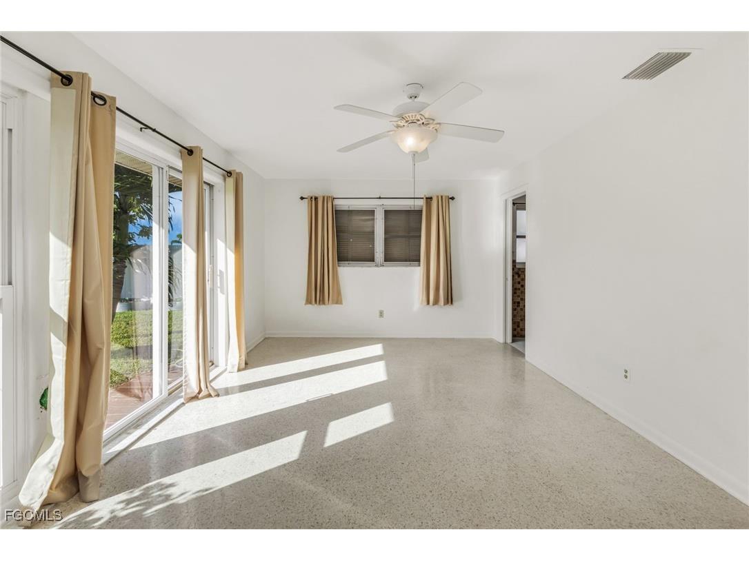 714 SE 43rd Street Cape Coral FL 33904 2025014636 image20
