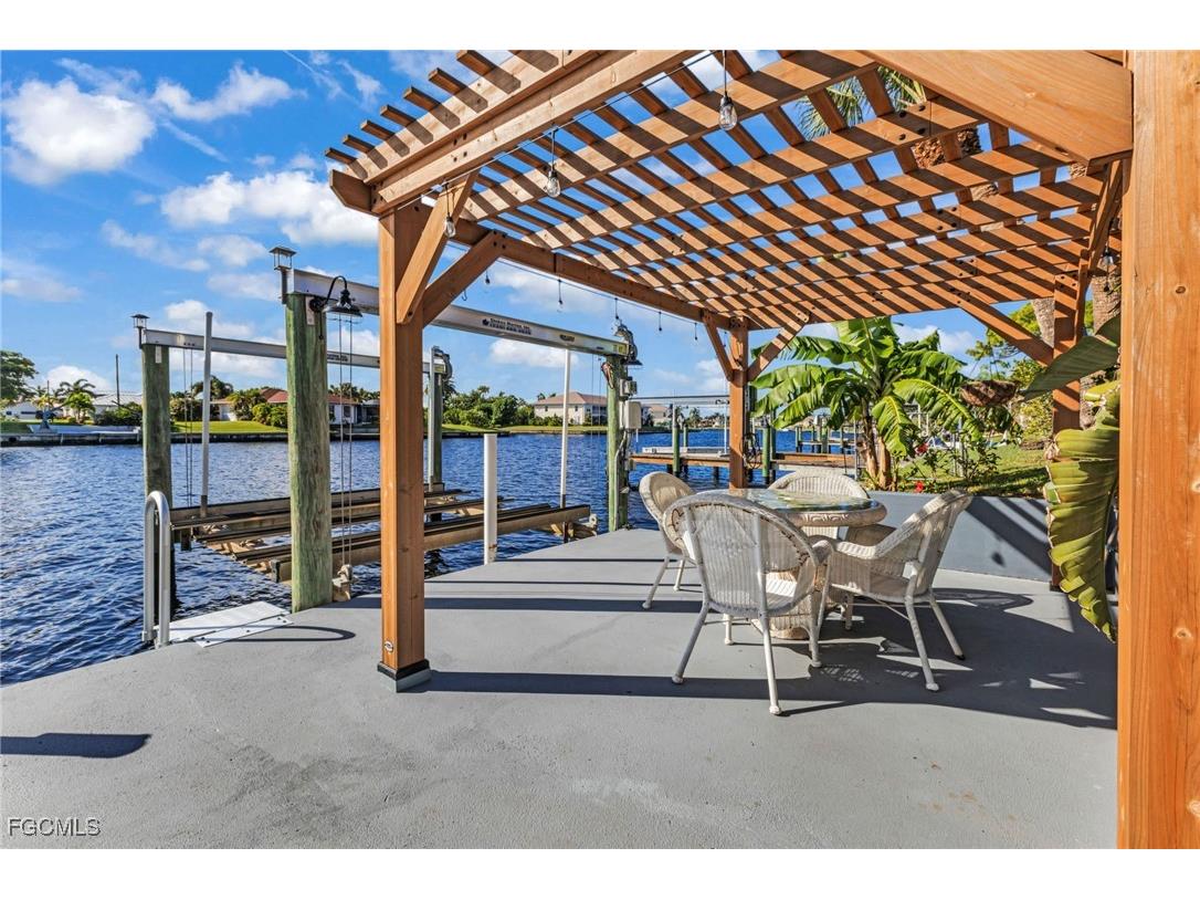 714 SE 43rd Street Cape Coral FL 33904 2025014636 image36