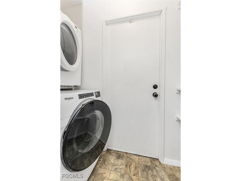 714 SE 43rd Street Cape Coral FL 33904 2025014636 image9