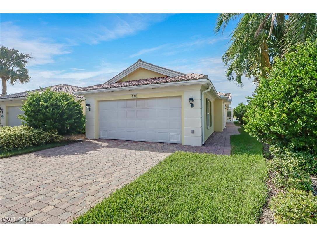 7143 Marconi Court Naples FL 34114 223049431 image1