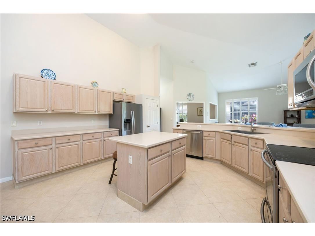 7143 Sugar Magnolia Court Naples FL 34109 226016400 image2