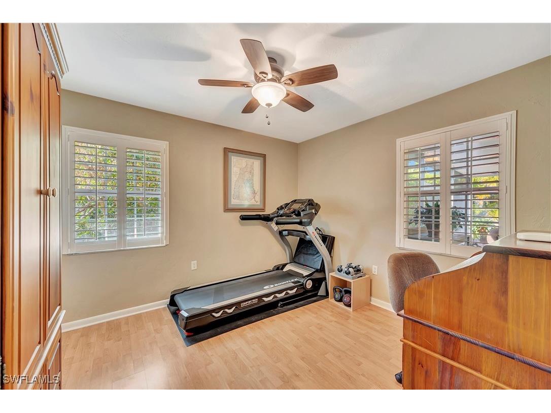 715 96th Avenue N Naples FL 34108 225011074 image24