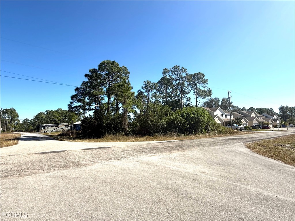 715 Bedford Drive Lehigh Acres FL 33974 2026005773 image1