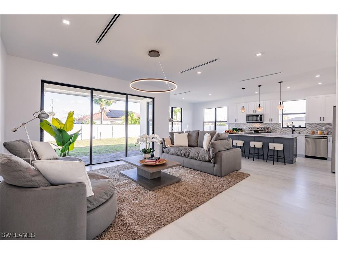 715 NW 19th Avenue Cape Coral FL 33993 223022231 image1