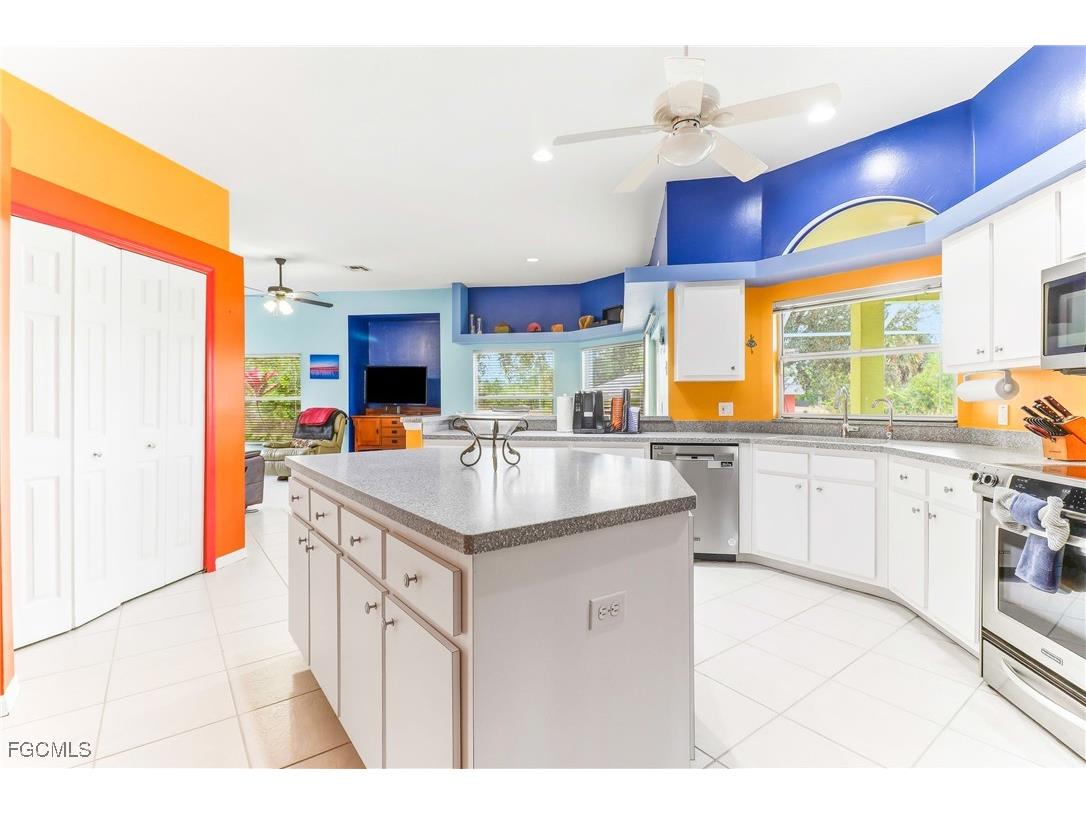 715 Plumosa Avenue Lehigh Acres FL 33972 2026002234 image4