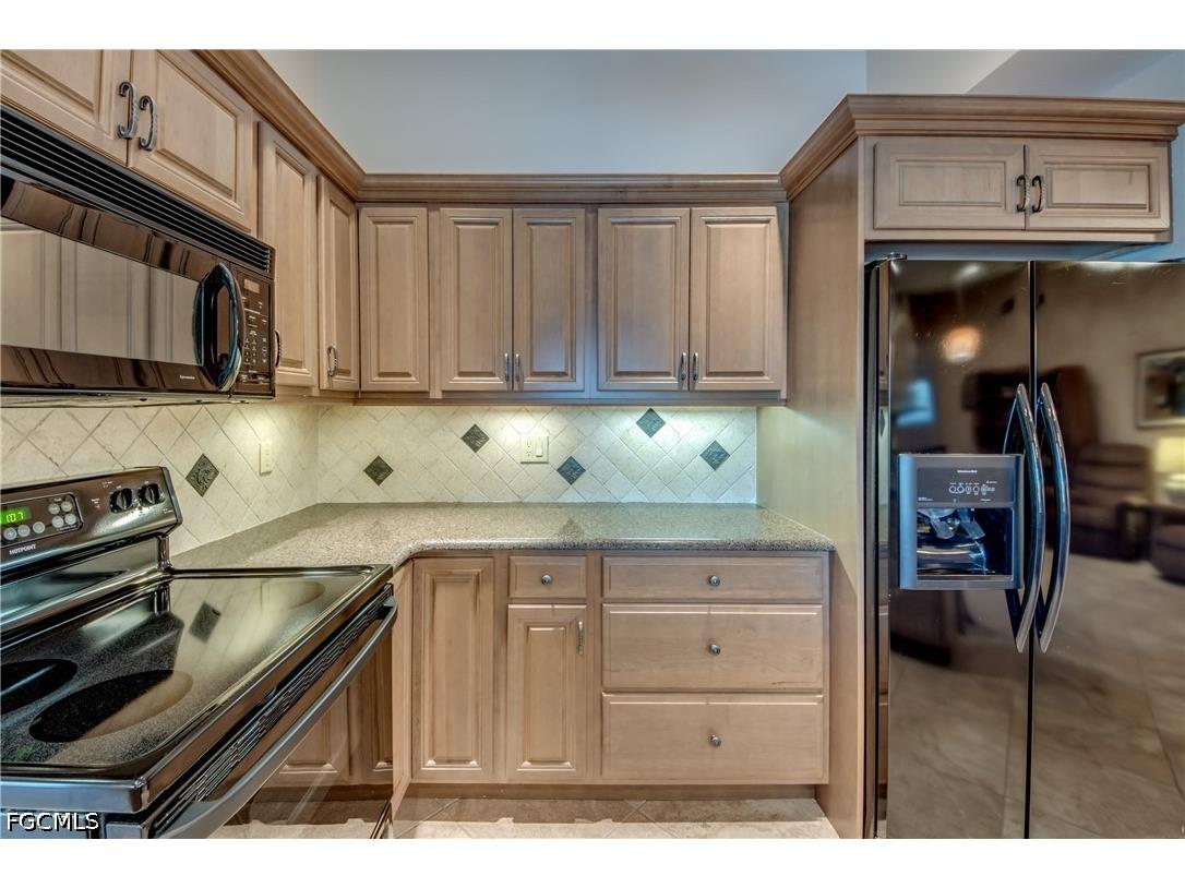 715 SE 33rd Terrace Cape Coral FL 33904 2026028482 image13