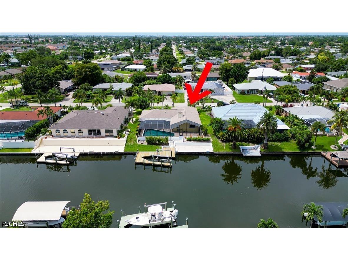 715 SE 33rd Terrace Cape Coral FL 33904 2026028482 image2