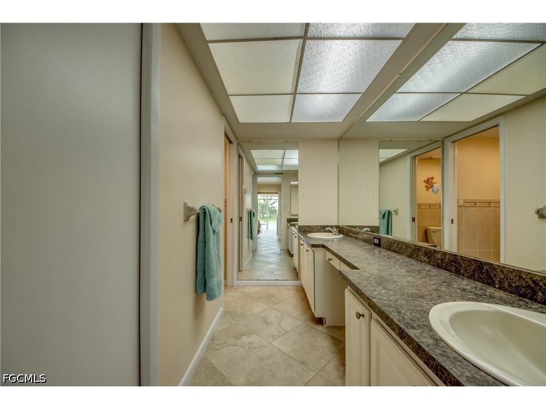 715 SE 33rd Terrace Cape Coral FL 33904 2026028482 image26