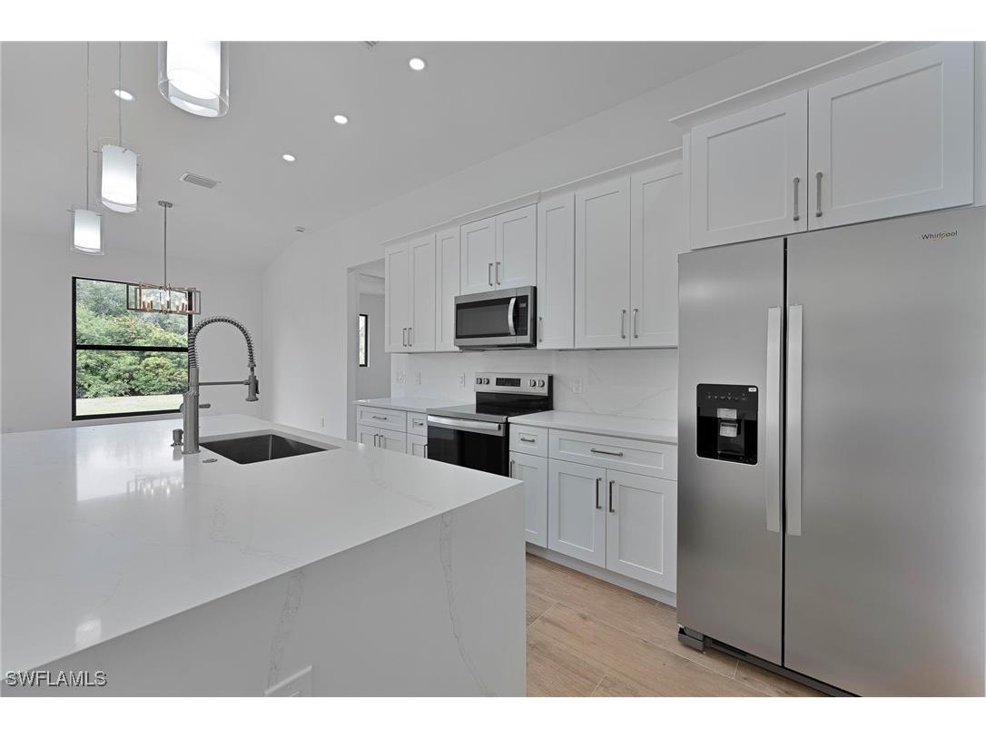 715 Theodore Vail Street E Lehigh Acres FL 33974 226005491 image6