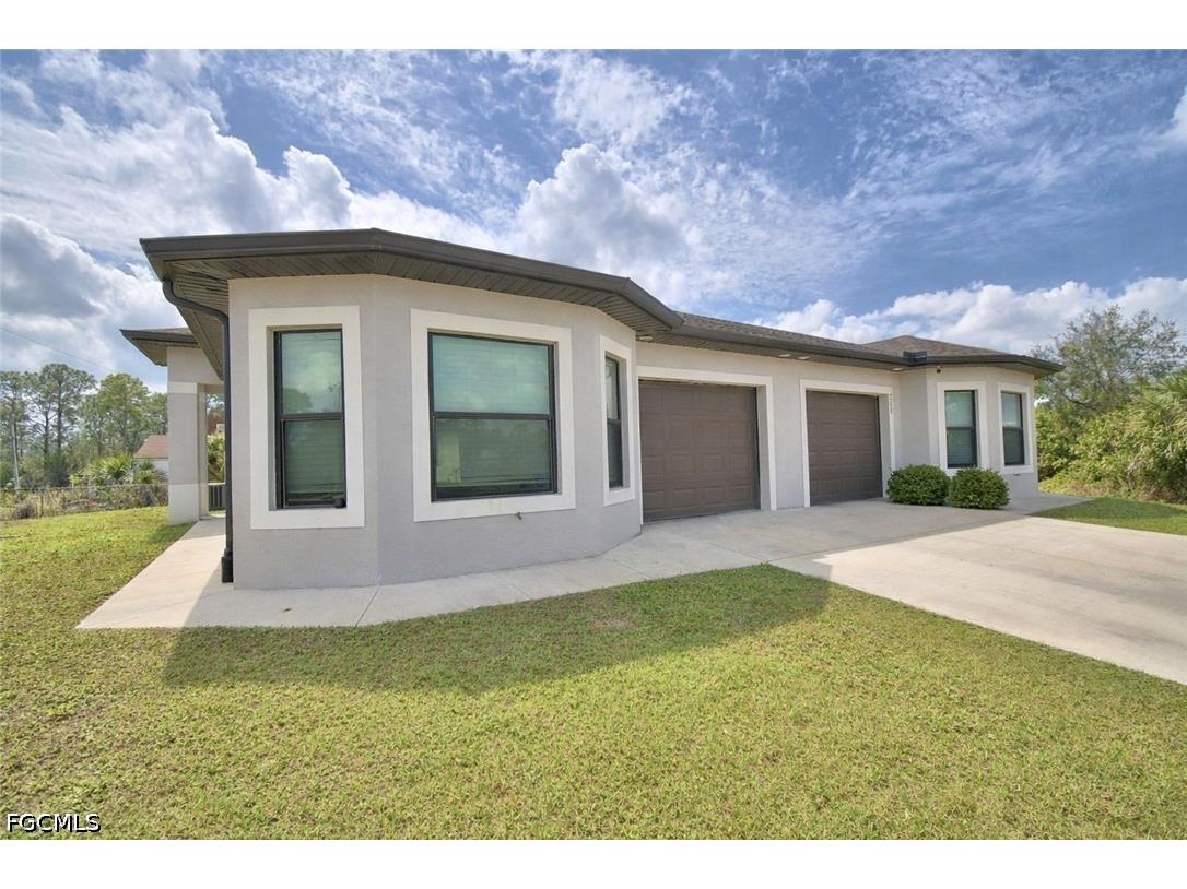 713/715 W 12th Street Lehigh Acres FL 33972 2026015656 image1