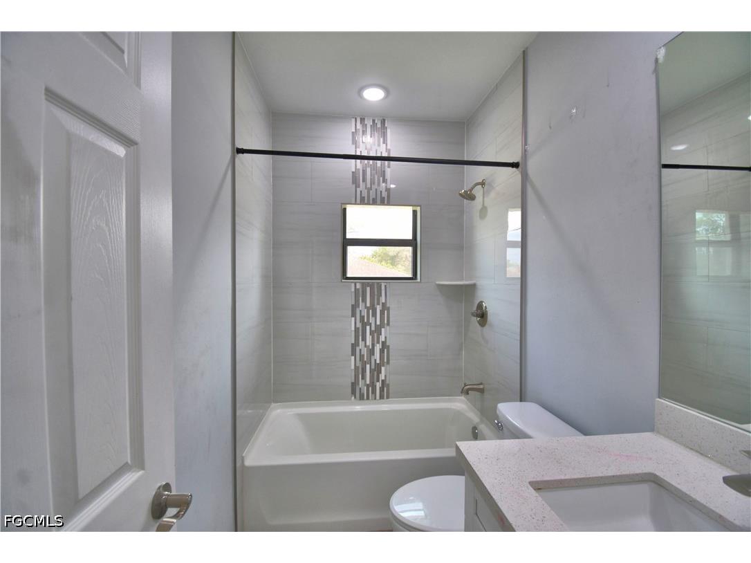 713/715 W 12th Street Lehigh Acres FL 33972 2026015656 image11