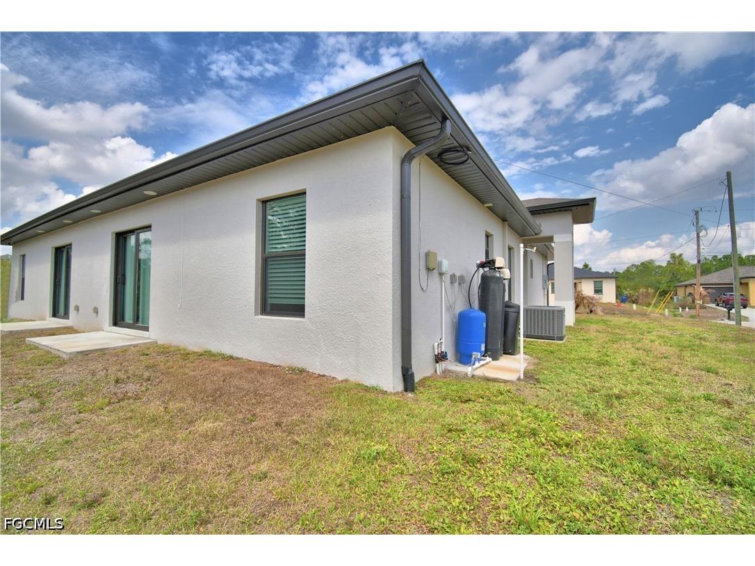 713/715 W 12th Street Lehigh Acres FL 33972 2026015656 image29