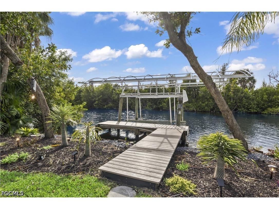 7150 Cobiac Drive Saint James City FL 33956 2026021383 image2