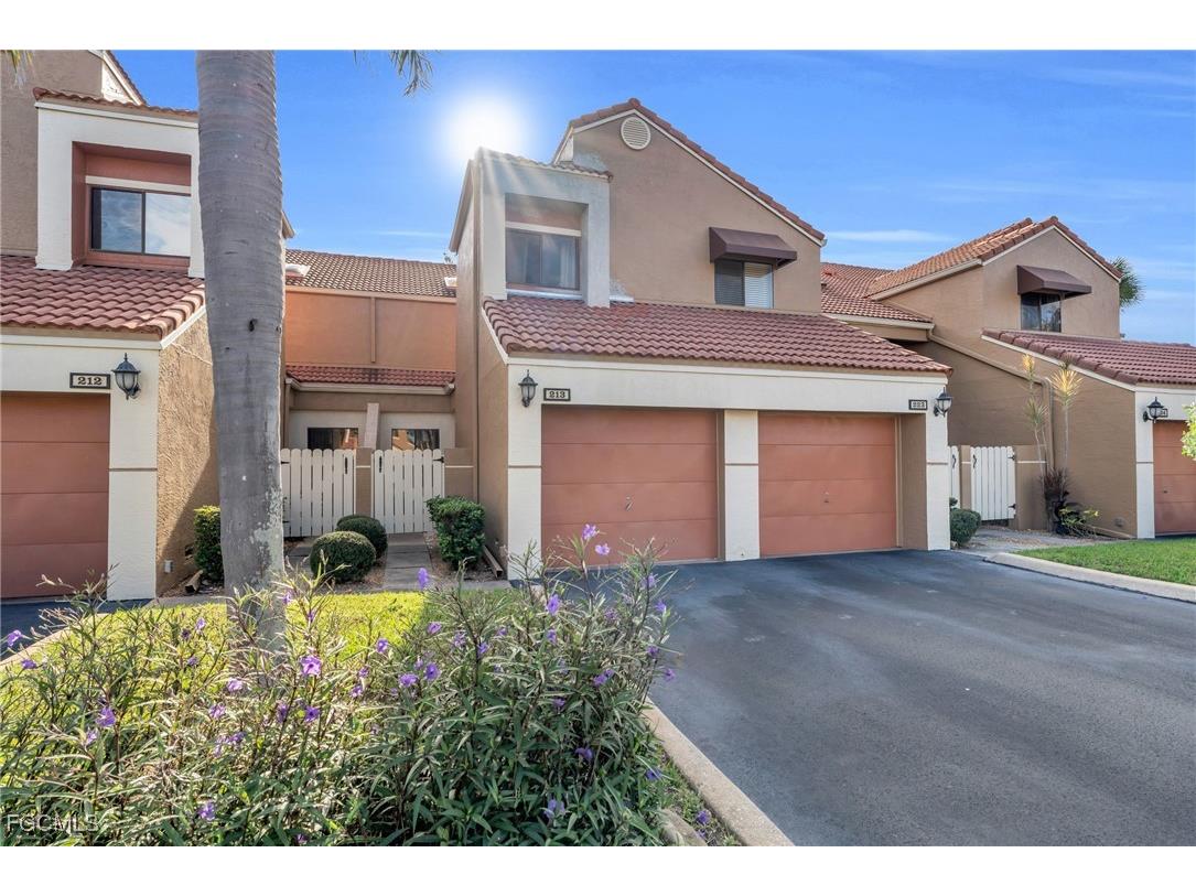 7150 Golden Eagle Court #213 Fort Myers FL 33912 2025022298 image1