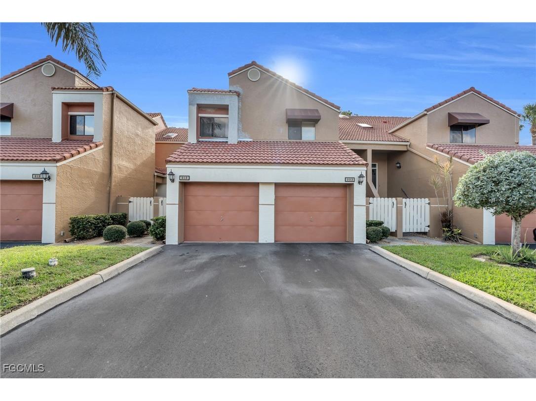 7150 Golden Eagle Court #213 Fort Myers FL 33912 2025022298 image2