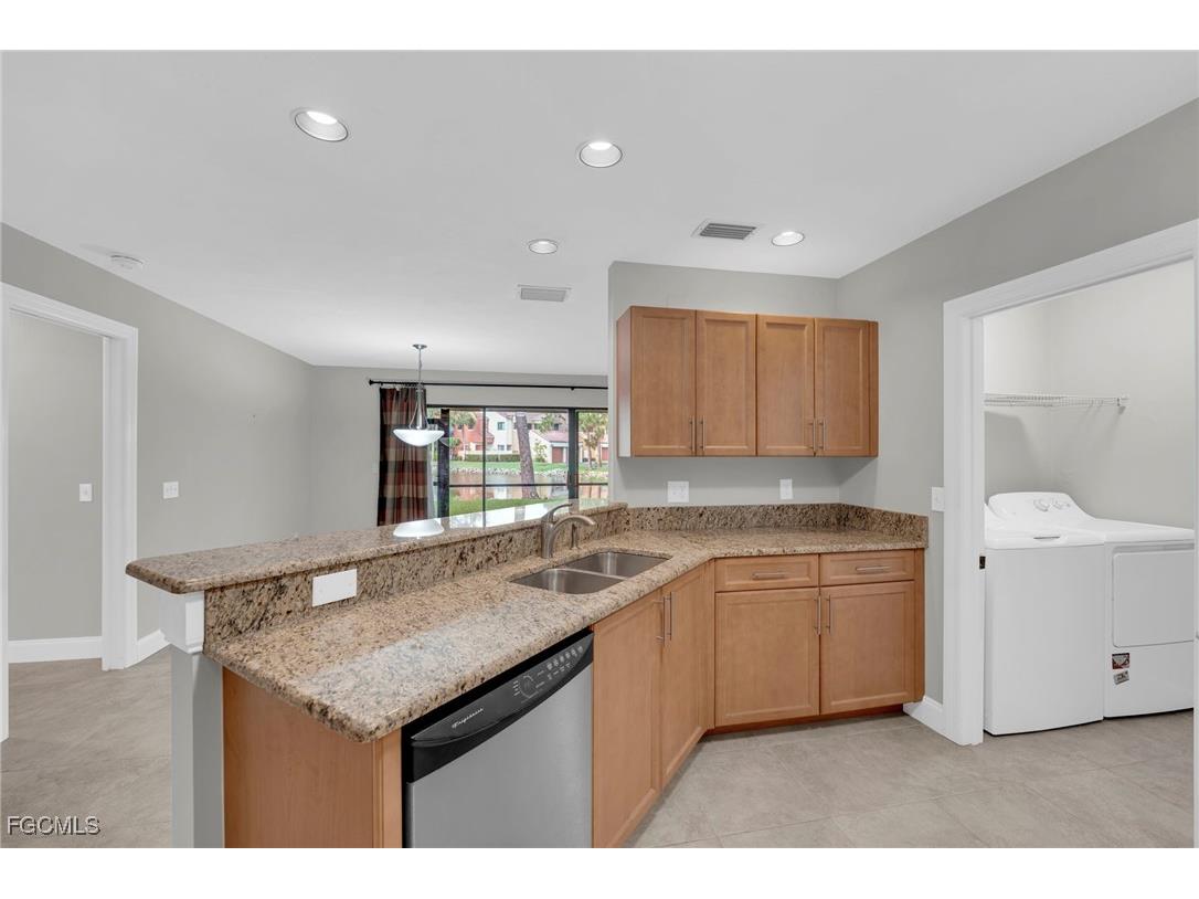 7150 Golden Eagle Court #213 Fort Myers FL 33912 2025022298 image9