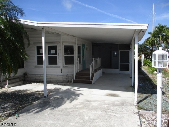 7151 Drum Drive Saint James City FL 33956 2026014415 image1