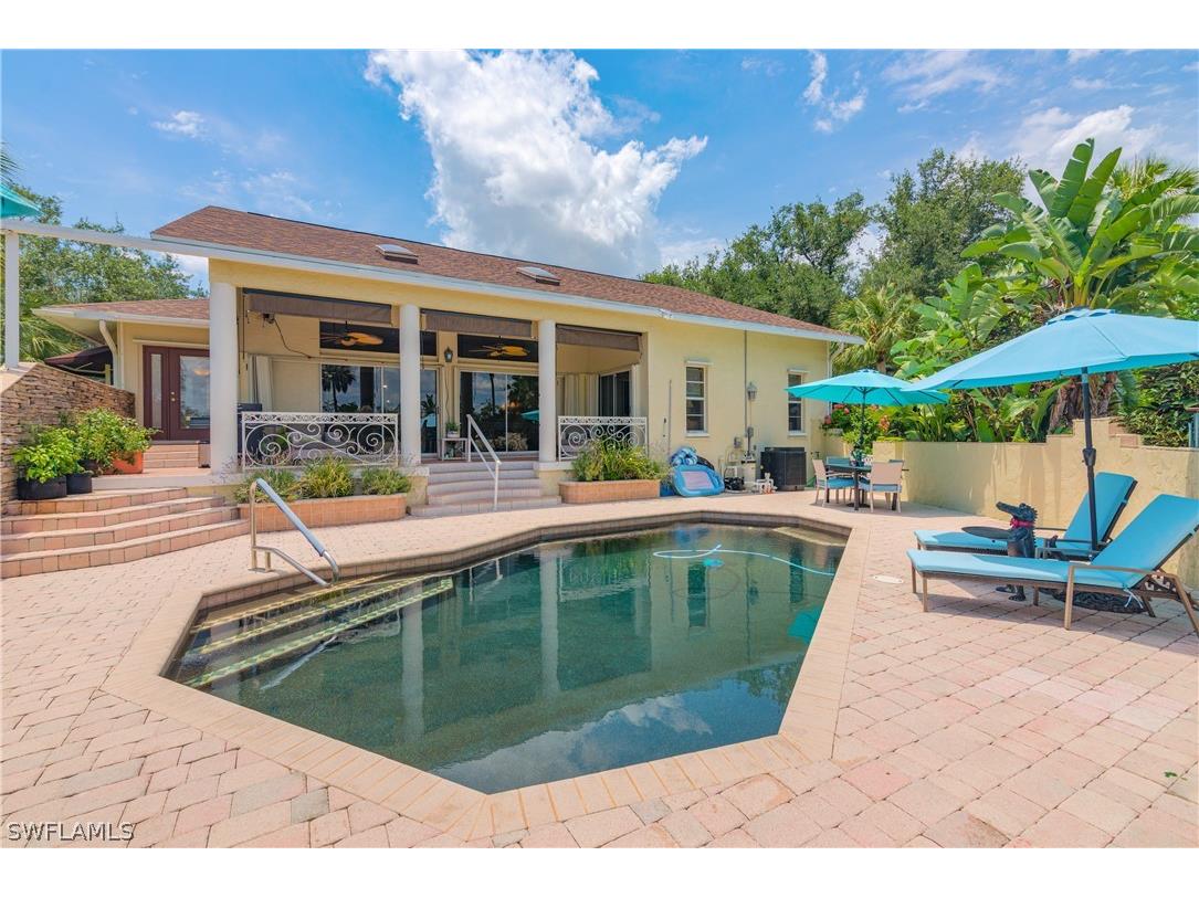 7151 Hendry Creek Drive Fort Myers FL 33908 224046569 image1