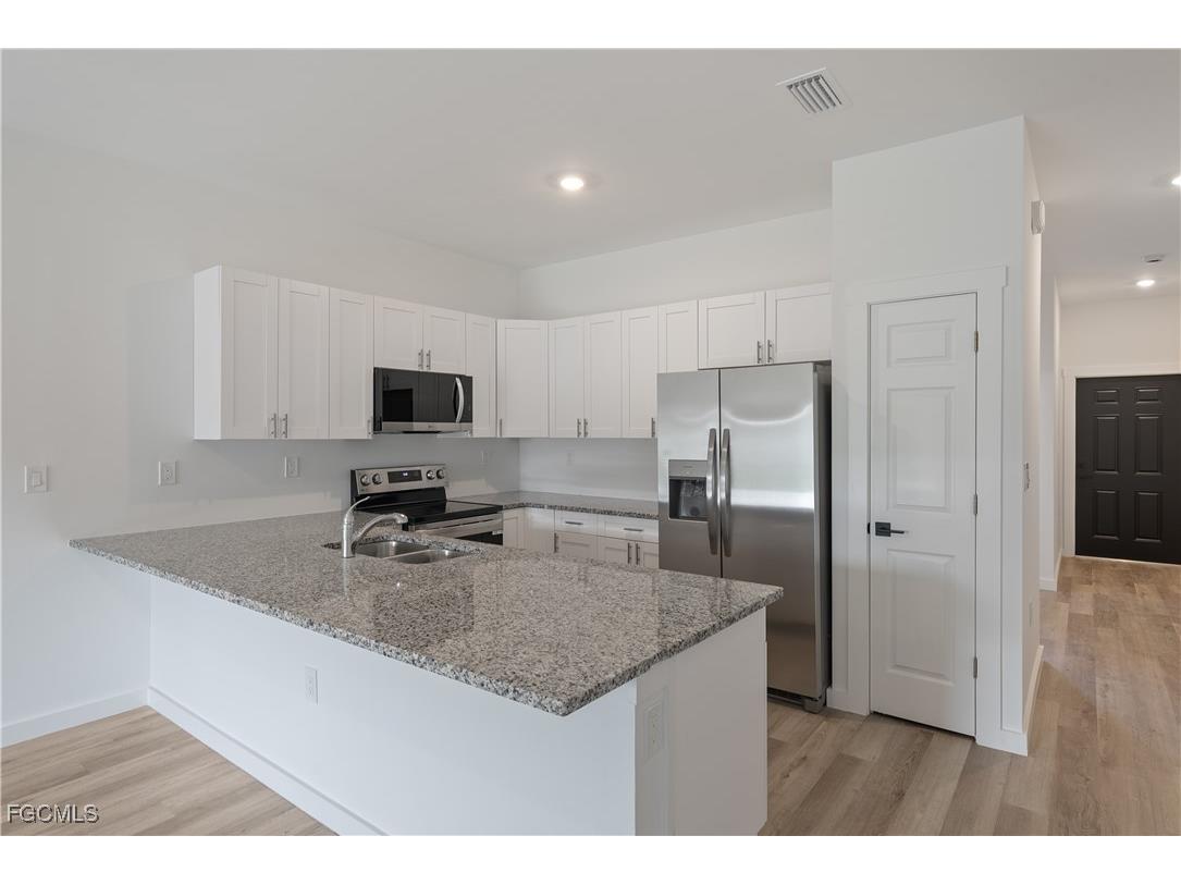 716/718 Gilbert Avenue S Lehigh Acres FL 33973 2025018096 image20