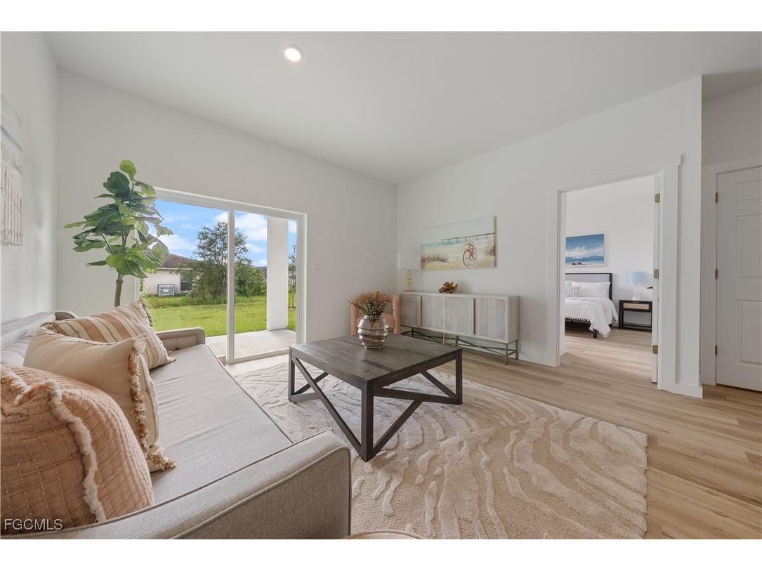 716/718 Gilbert Avenue S Lehigh Acres FL 33973 2025018096 image4