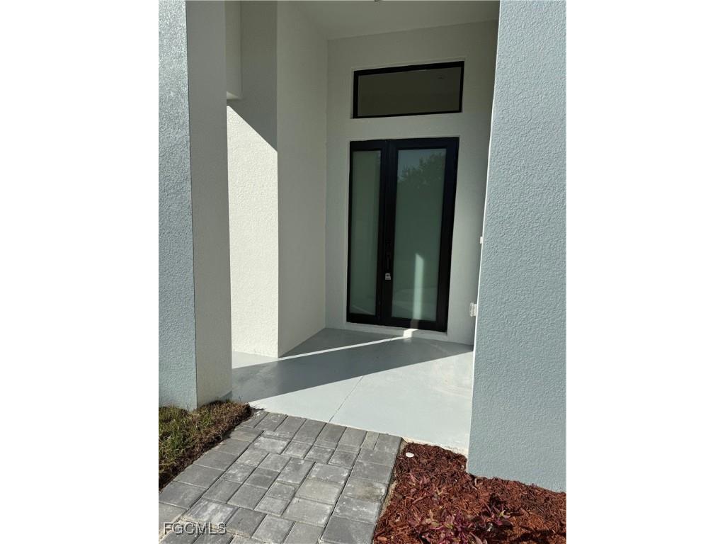 716 Castlestone Avenue S Lehigh Acres FL 33974 2025019493 image3