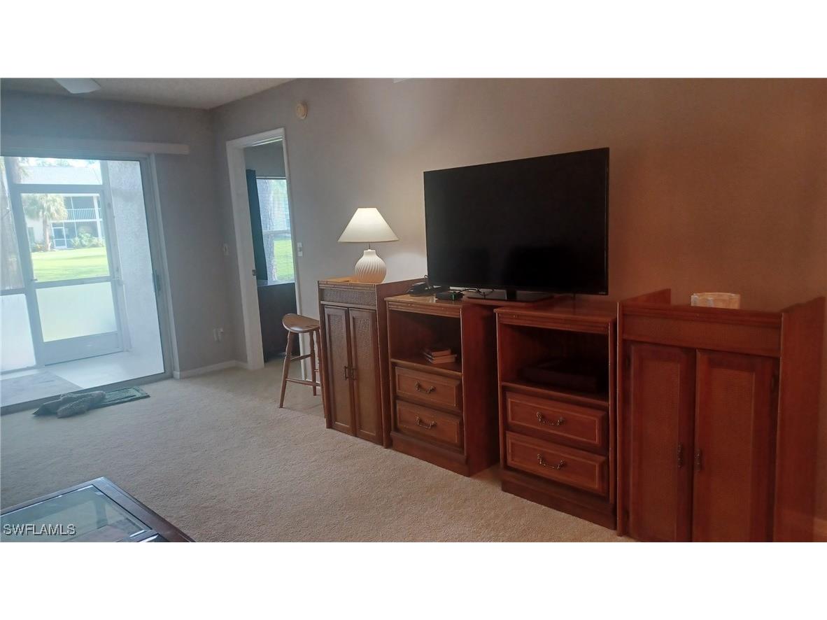 716 Landover Circle #102 Naples FL 34104 225077629 image1