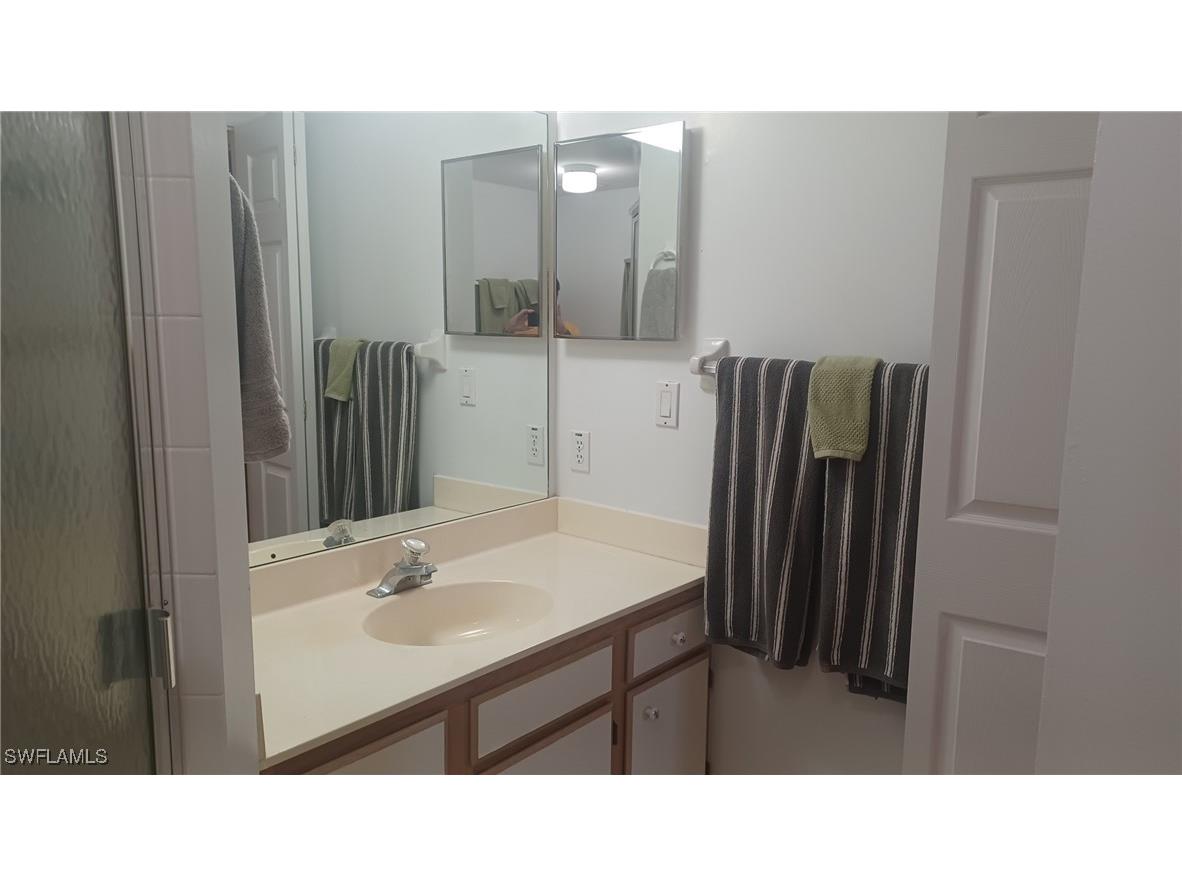 716 Landover Circle #102 Naples FL 34104 225077629 image12