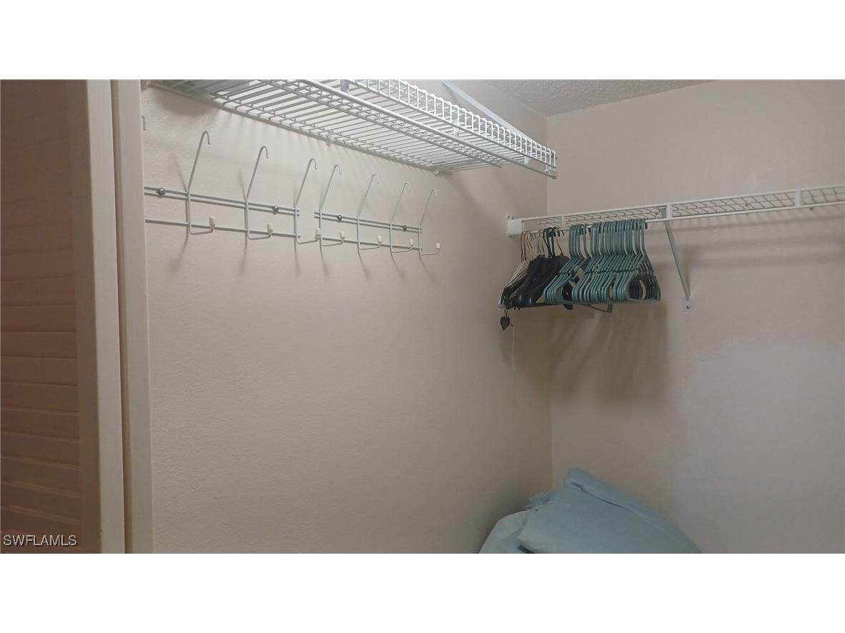 716 Landover Circle #102 Naples FL 34104 225077629 image18