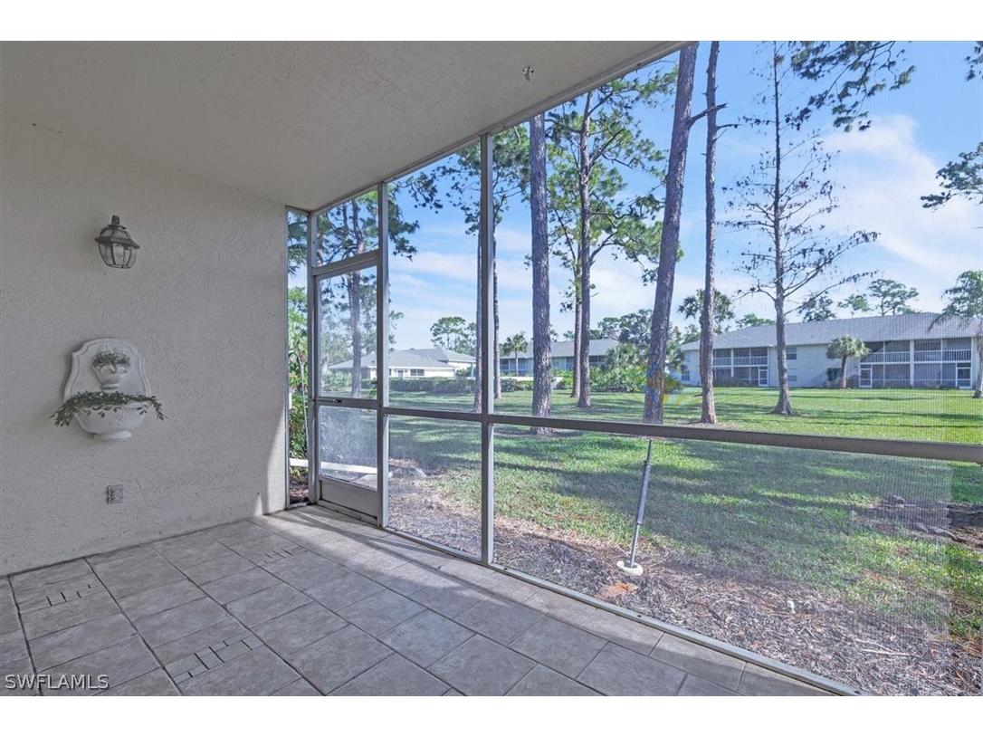 716 Landover Circle #103 Naples FL 34104 226010624 image21