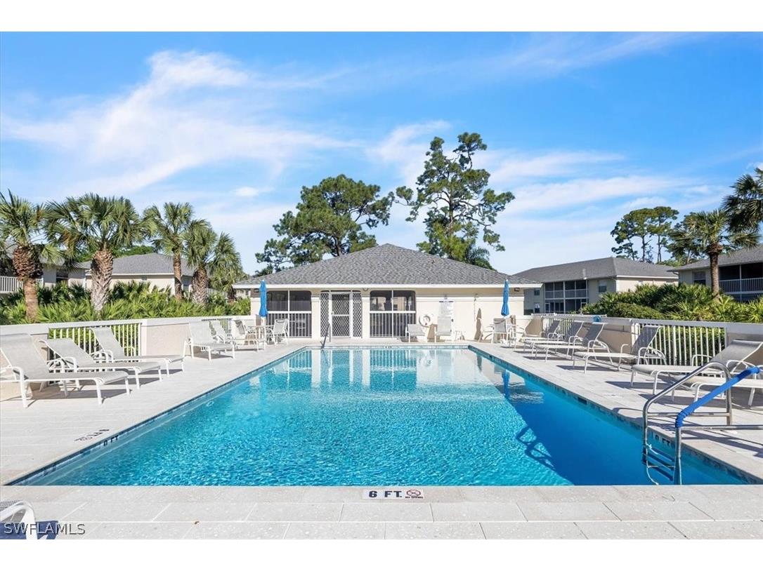 716 Landover Circle #103 Naples FL 34104 226010624 image24