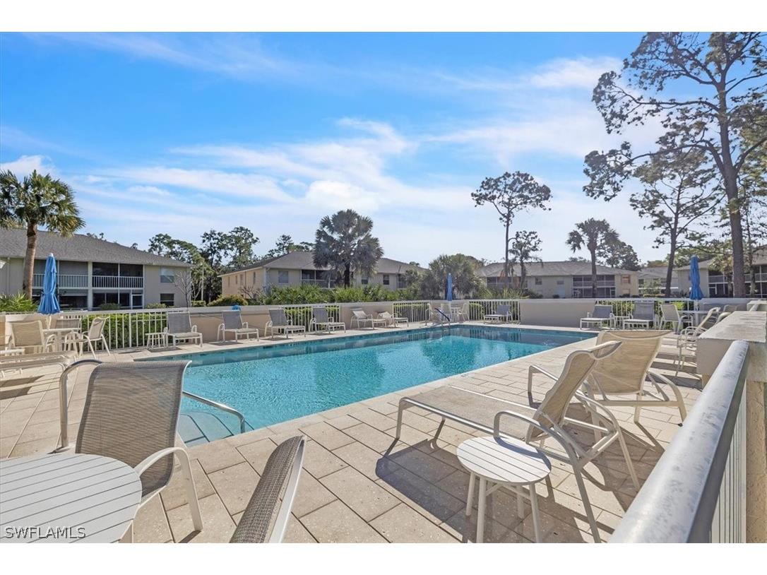 716 Landover Circle #103 Naples FL 34104 226010624 image25