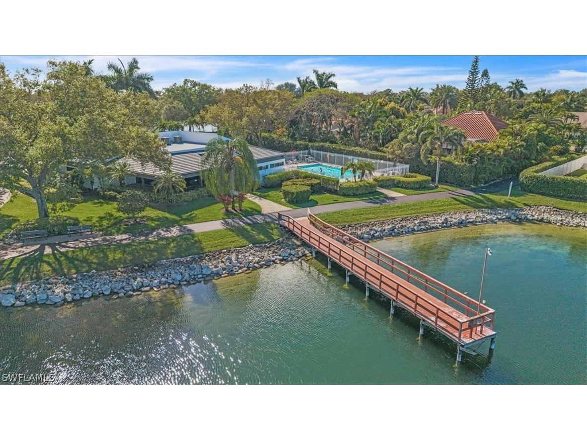 716 Landover Circle #103 Naples FL 34104 226010624 image26