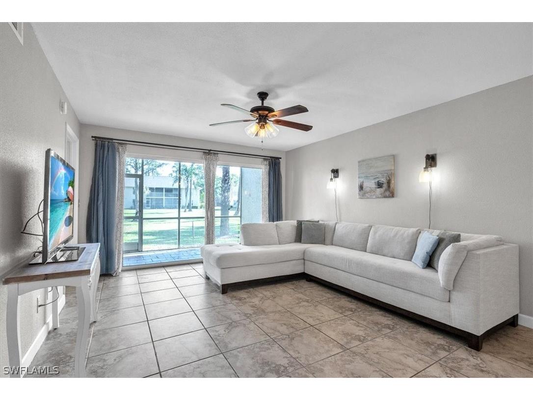 716 Landover Circle #103 Naples FL 34104 226010624 image3