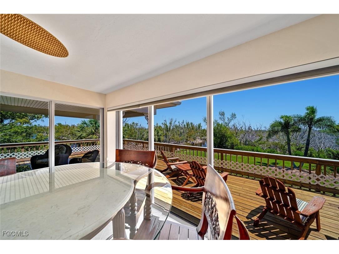 716 Rabbit Road Sanibel FL 33957 2025018371 image17