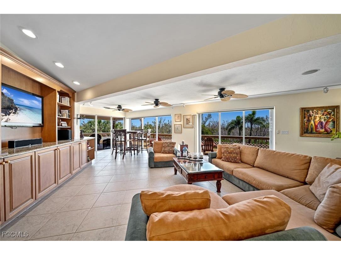 716 Rabbit Road Sanibel FL 33957 2025018371 image5