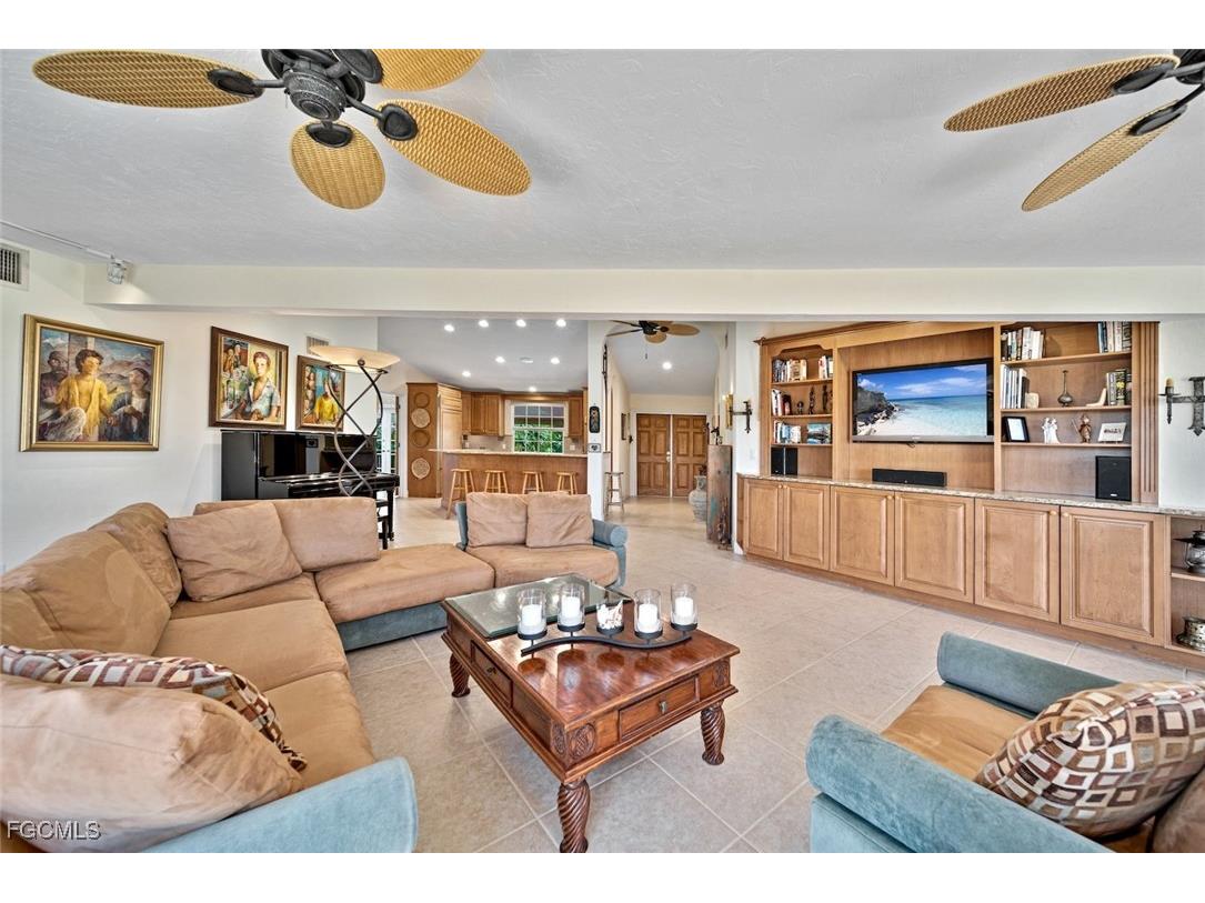 716 Rabbit Road Sanibel FL 33957 2025018371 image7