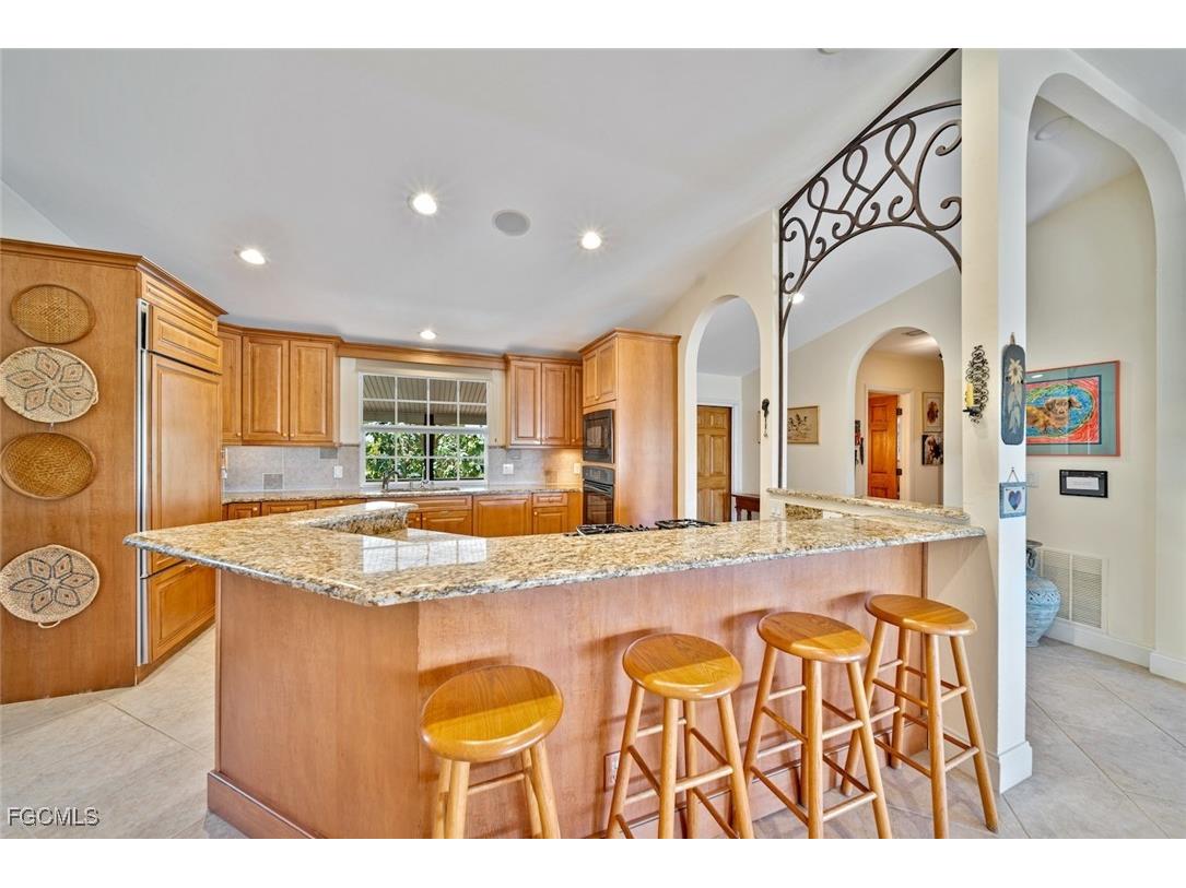 716 Rabbit Road Sanibel FL 33957 2025018371 image9